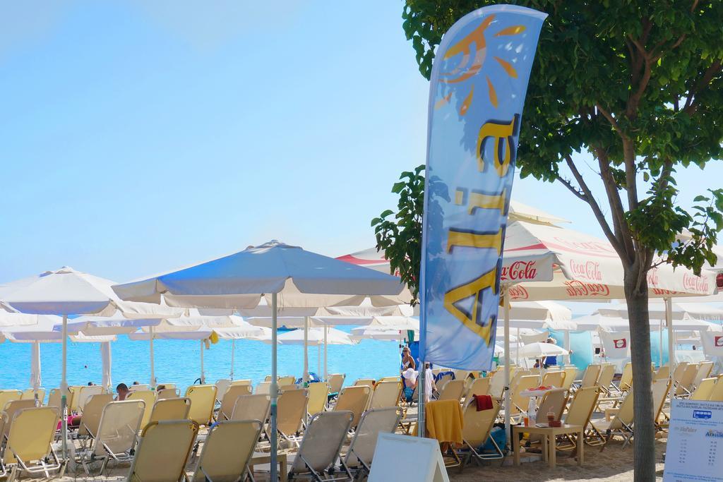 Alia Palace Hotel - Adults Only 16+ Chalkidiki Eksteriør billede Beach in Agia Napa